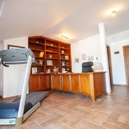 Rodon With Great View, Sauna And Jacuzzi Villa *