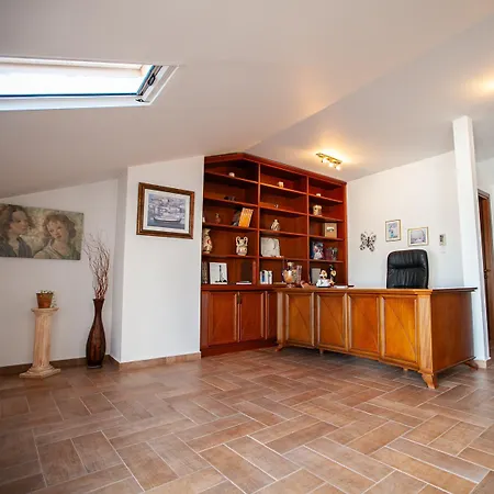 Rodon With Great View, Sauna And Jacuzzi Villa