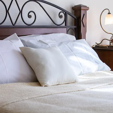 Villa Rodon With Great View, Sauna And Jacuzzi